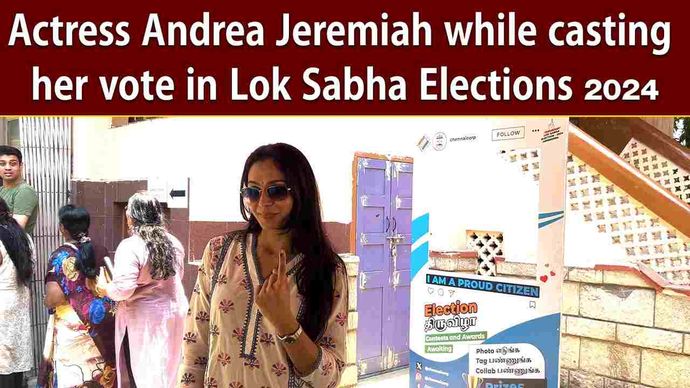 actress-andrea-jeremiah-while-casting-her-vote-in-.jpg