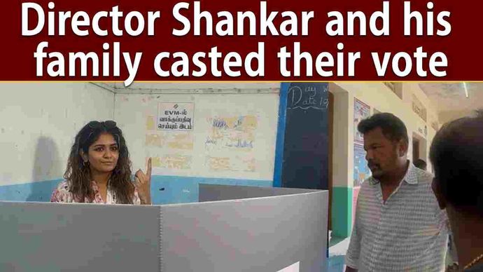 director-shankar-and-his-family-casted-their-vote.jpg