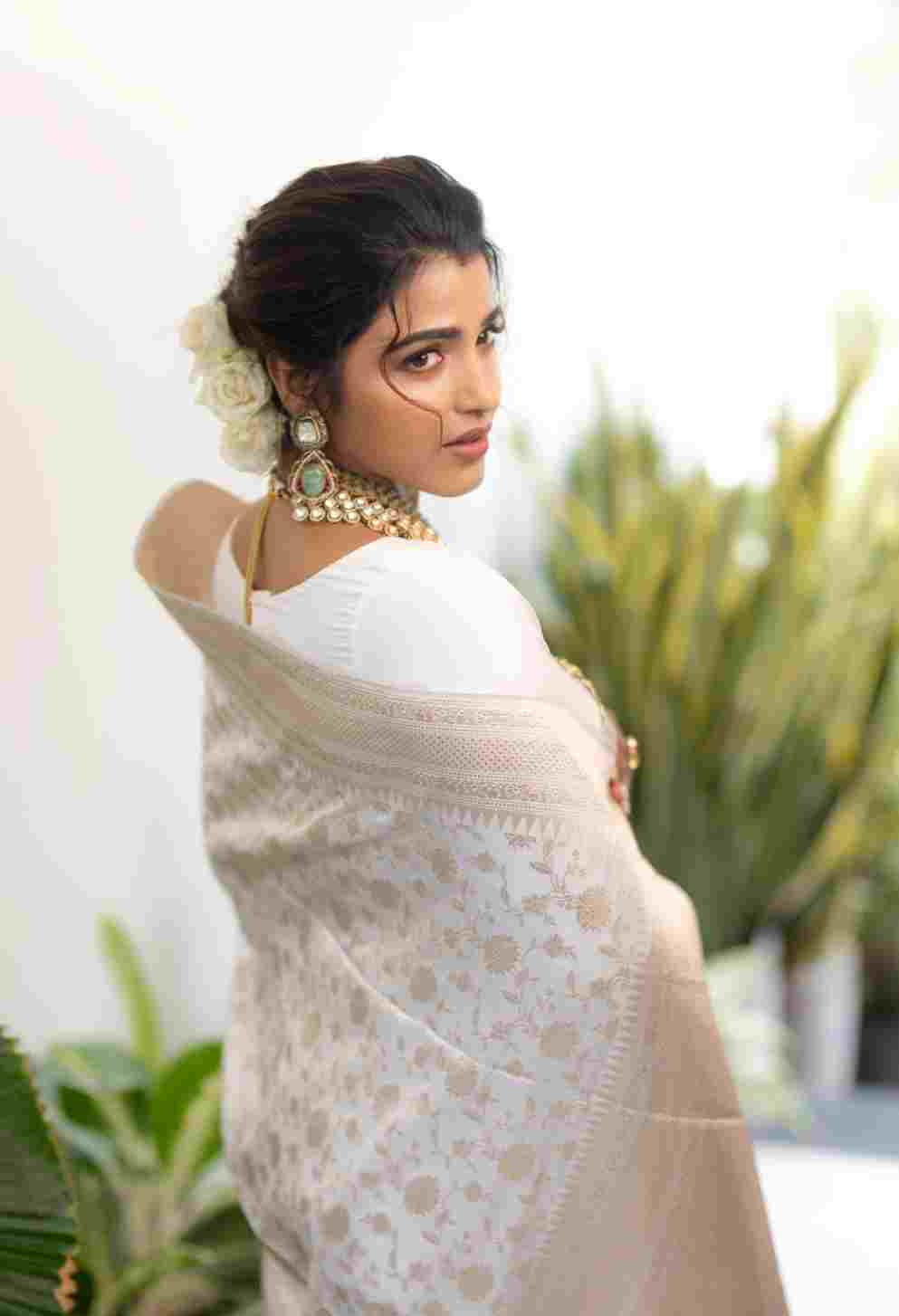 original/check-out-these-latest-clicks-of-saidhanshika-2