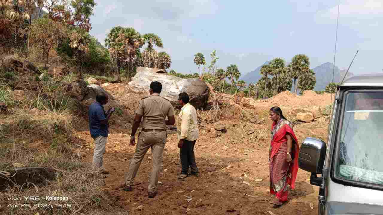 குமரி மாவட்டம் ஈசாந்திமங்கலம் அருகே கனிம வள கொள்ளை புகார்.