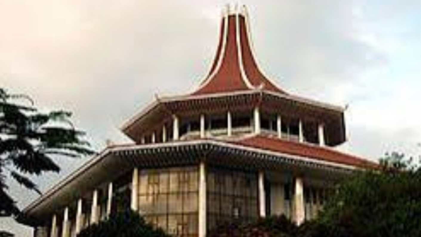 Colombo - தேர்தல் ஆணைக்குழு உறுப்பினர்களுக்கு இடைக்காலத் தடை உத்தரவு பிறப்பிக்க வேண்டும் - மனு 