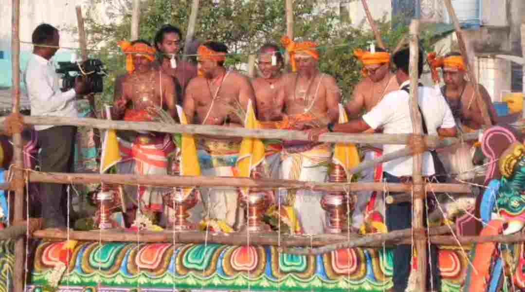 காஞ்சிபுரம் ஸ்ரீ புண்ணியகோடீஸ்வரர் கோவிலில் மகா கும்பாபிஷேகம்.