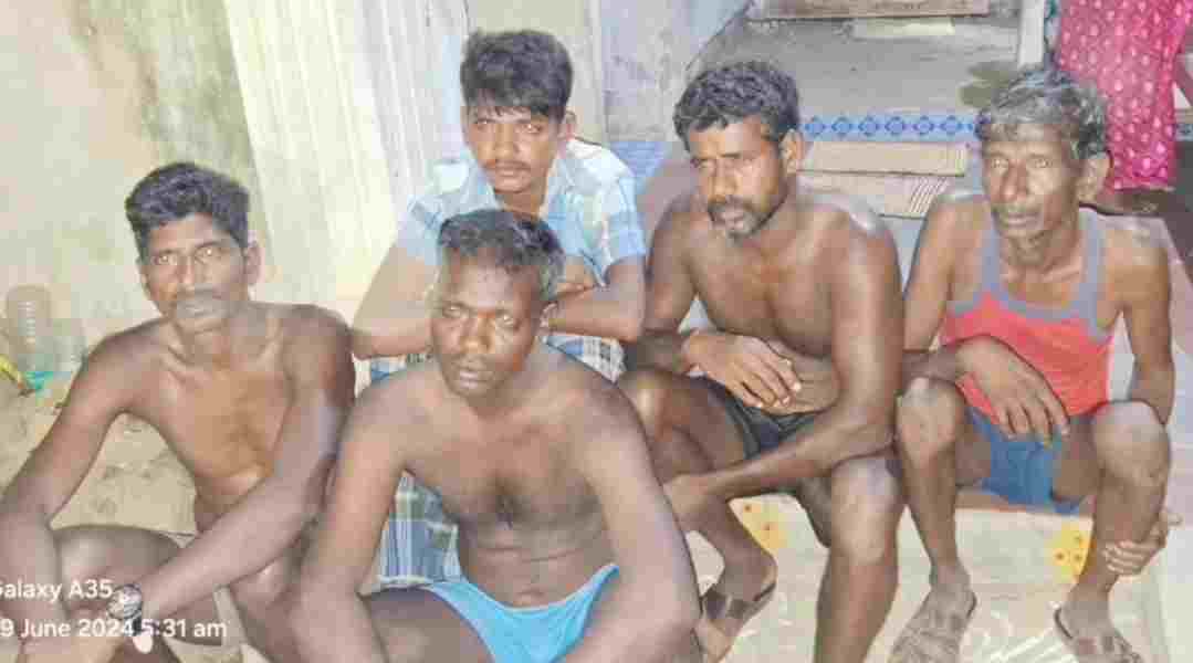 புவனகிரி அருகே திருட முயன்று 5 பேர் சிக்கிய விவகாரத்தில் பிடிபட்டவர்களிடமிருந்து 30 பவுன் நகை, 3 கிலோ வெள்ளி பொருட்கள் பறிமுதல்