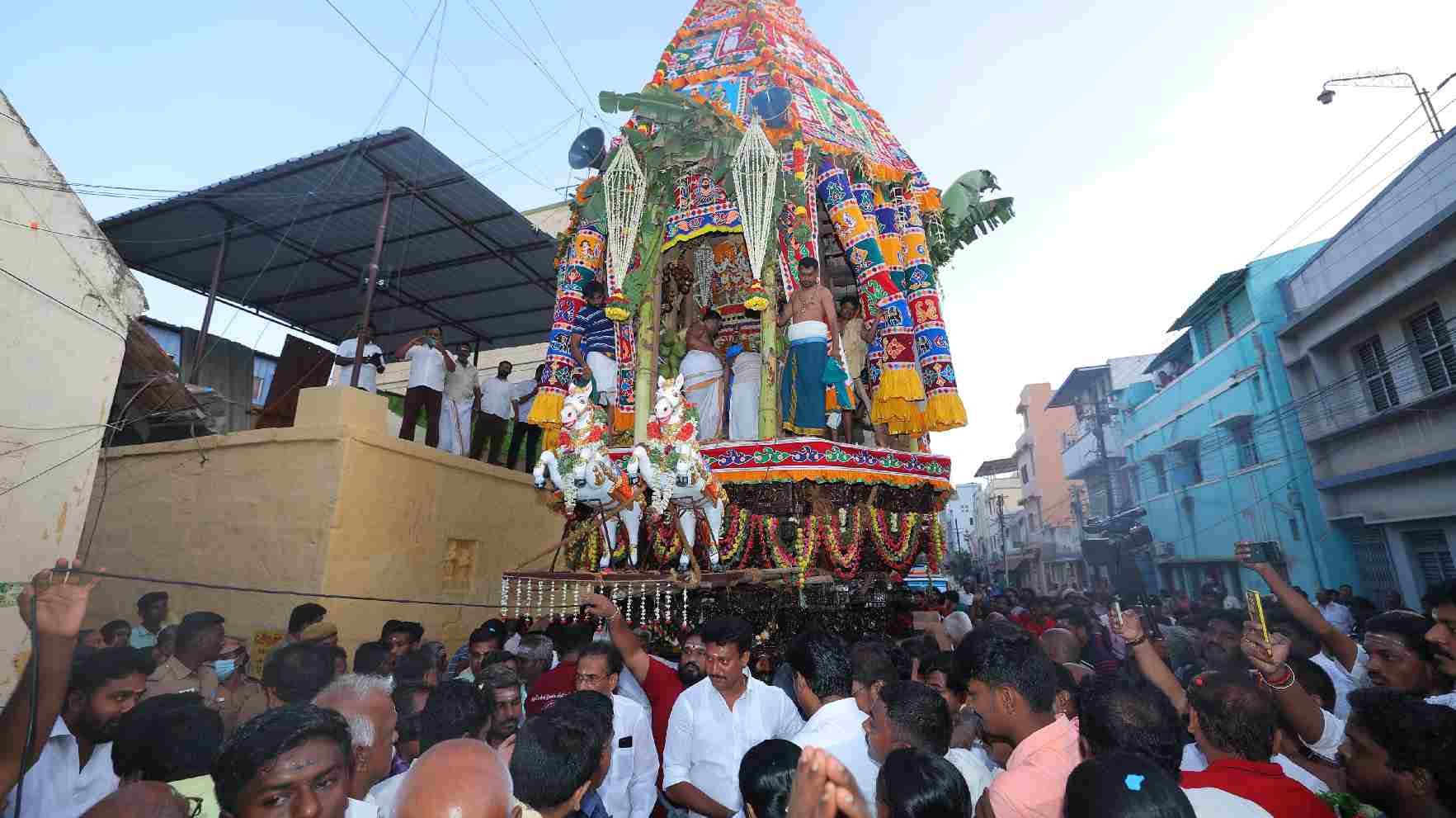 திருச்சி மலைக்கோட்டை தாயுமானசுவாமி கோவில் சித்திரை தேரோட்டம்.