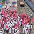 blocking-the-passenger-train-despite-condemning.jpg