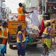 sanitation-workers-without-gloves.jpg