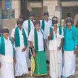 waiting-protest-in-kumbakonam-with-black-cloth-tie.jpg